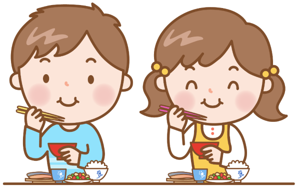 並んで食べる　男児と女児　小児歯科